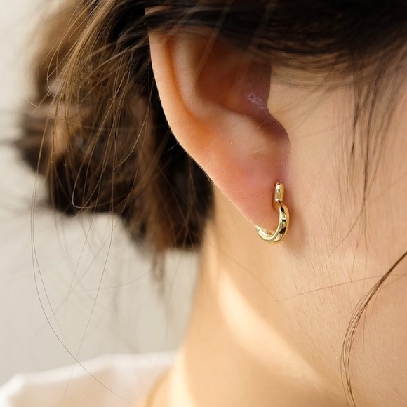 Minimal Heart Hoop Earrings | Gold Plated Sterling Silver - Picture 7 of 7